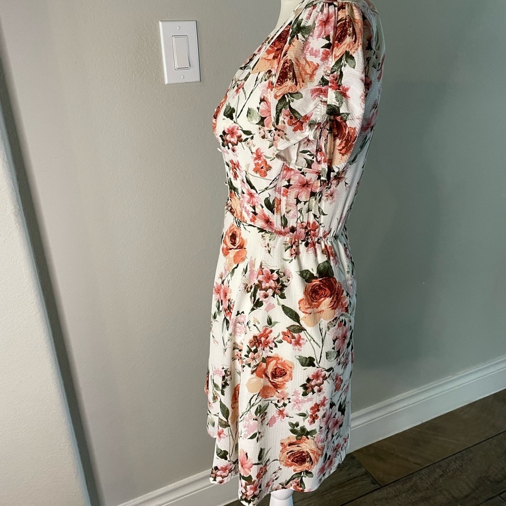 Floral Dress - Picture 2 of 4